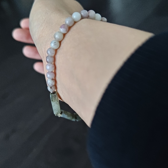 Opal Bracelet - Picture 2 of 2